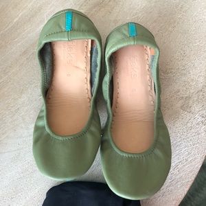 Olive Tieks